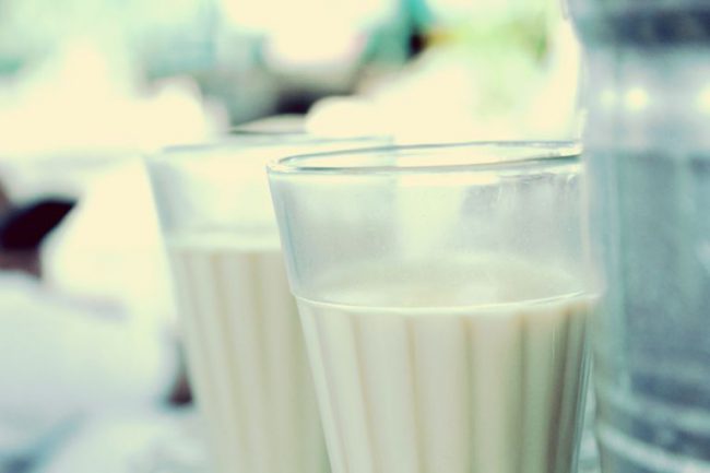 sữa làm triệu chứng ăn không tiêu nặng lên